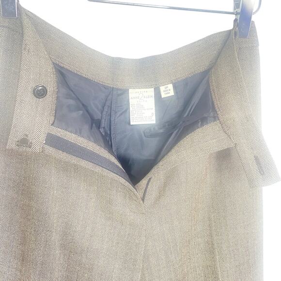 Anne Klein Brown Herringbone Two Piece Pants Suit Size 2P - Picture 8 of 10
